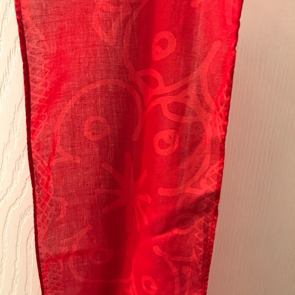 Thirty-one Gifts cotton scarf